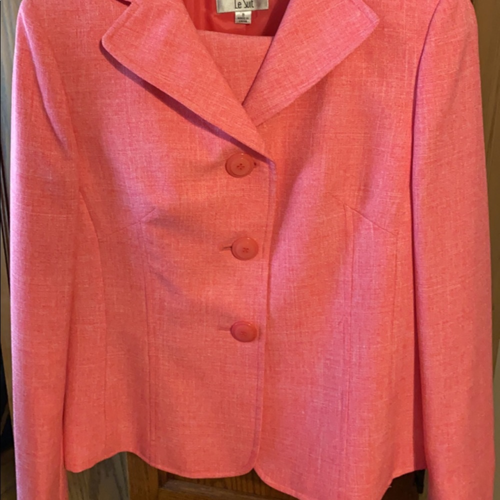 Le Suit - 2 Piece - Jacket and Skirt